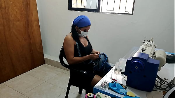 Sex-addicted slut seduces me and asks for cock at work